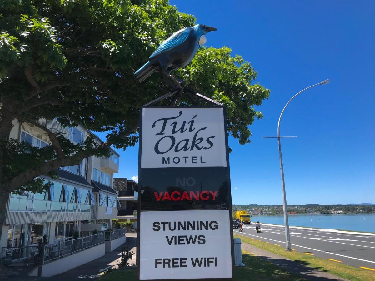 Tui Oaks Motel Lago Lago Taupo Exterior foto