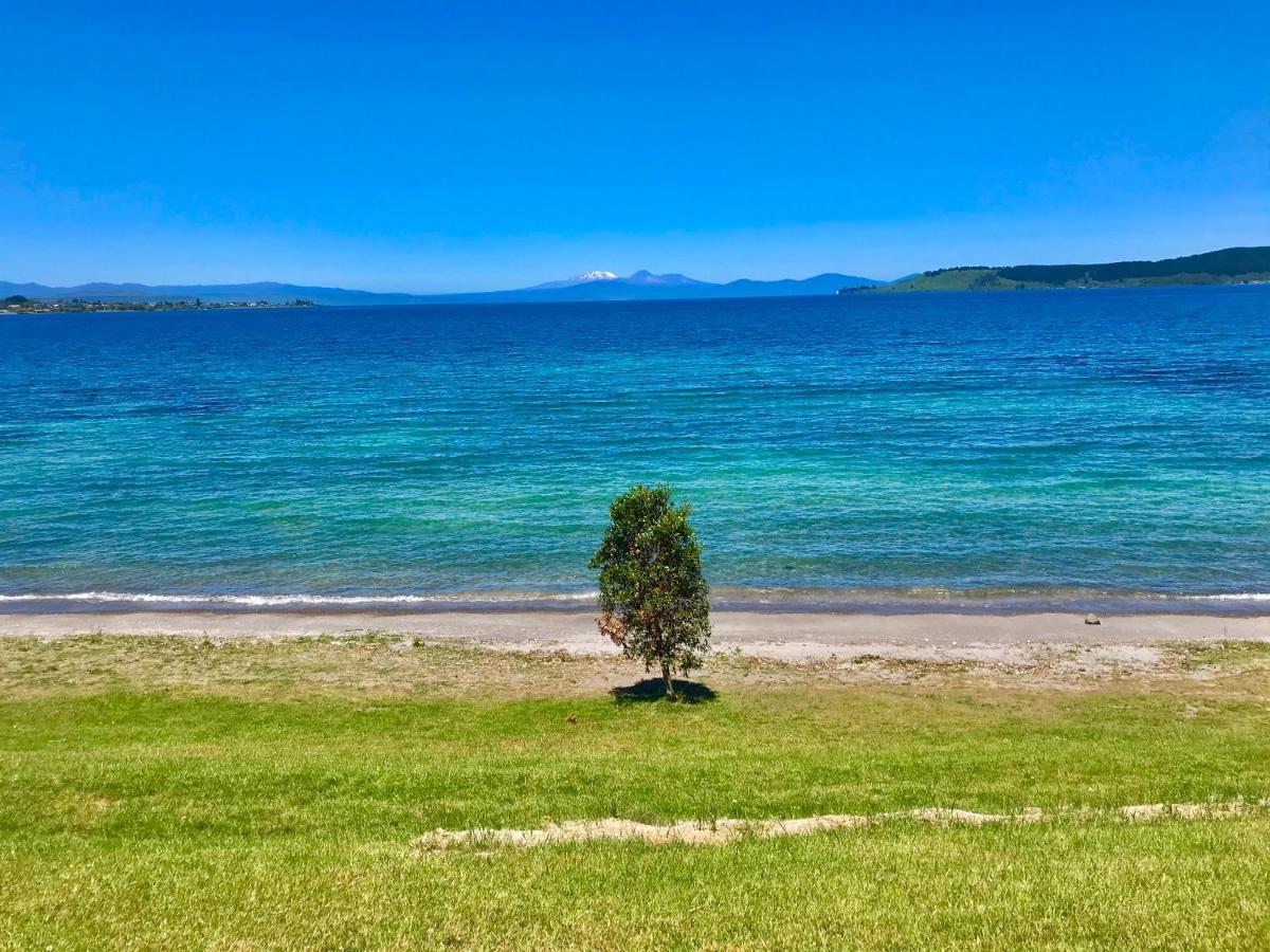 Tui Oaks Motel Lago Lago Taupo Exterior foto